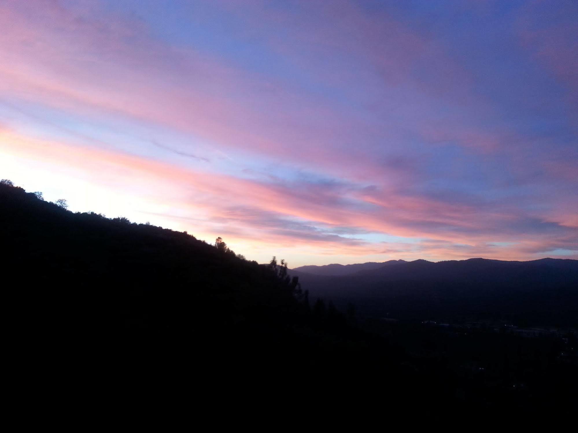 Yosemite Sierra View Bed & Breakfast Oakhurst Exteriör bild